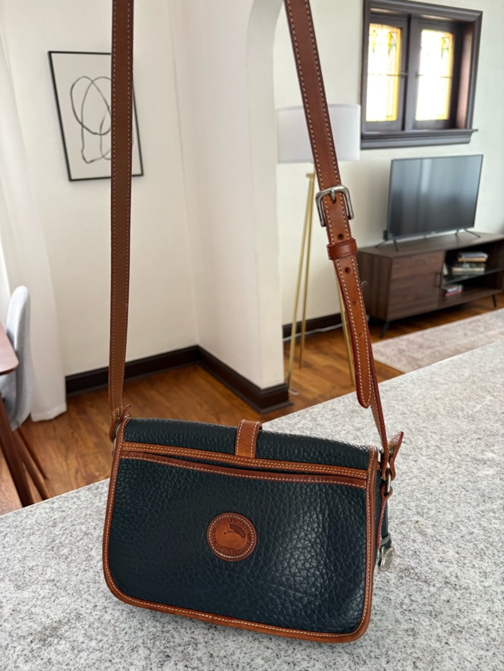 VTG Dooney & Bourke 90s All-Weather Leather Equestrian crossbody bag navy brown